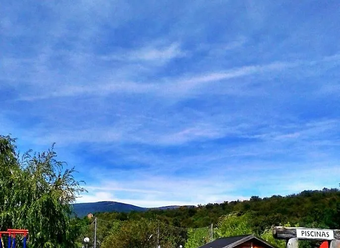 招待所 Entrerrobles 3*